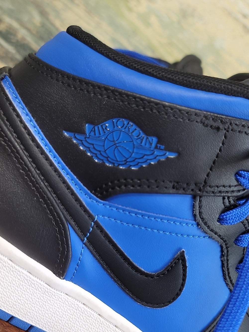 Nike Air Jordan 1 Mid "Black Royal Blue" Wmns 6.5 Great Condition. Fast Shipping - Picture 3 of 12